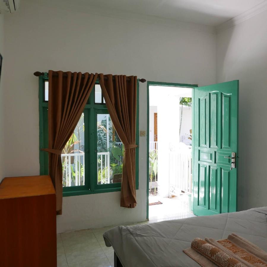 Rumah Side Apartment Gili Trawangan Exterior photo